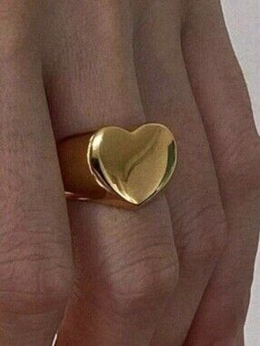 Brand New Ladies Ring